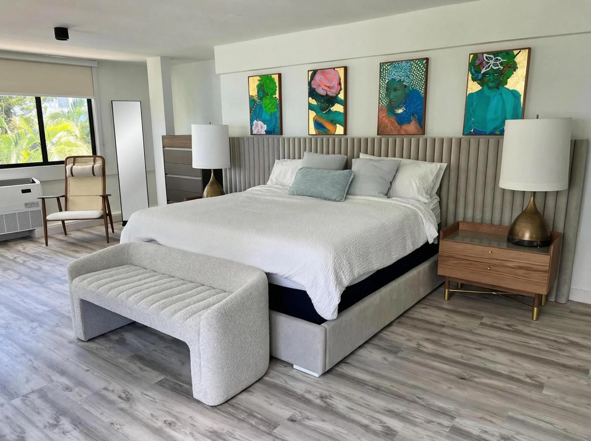 Deluxe Ocean Suites